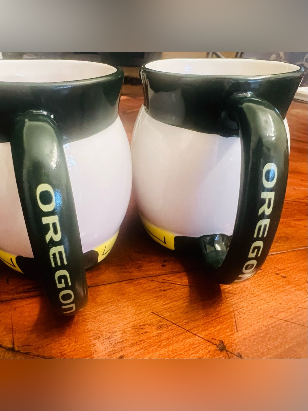 Oregon Ducks Ceramic Mug - White green  & Orange - Picture 2 of 5